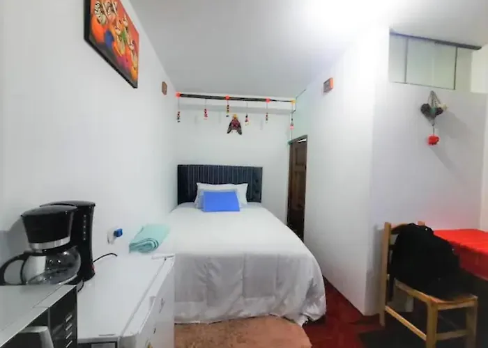SUMAQ QUILLA habitacion con baño privado en calle San Andrés Centro Cusco